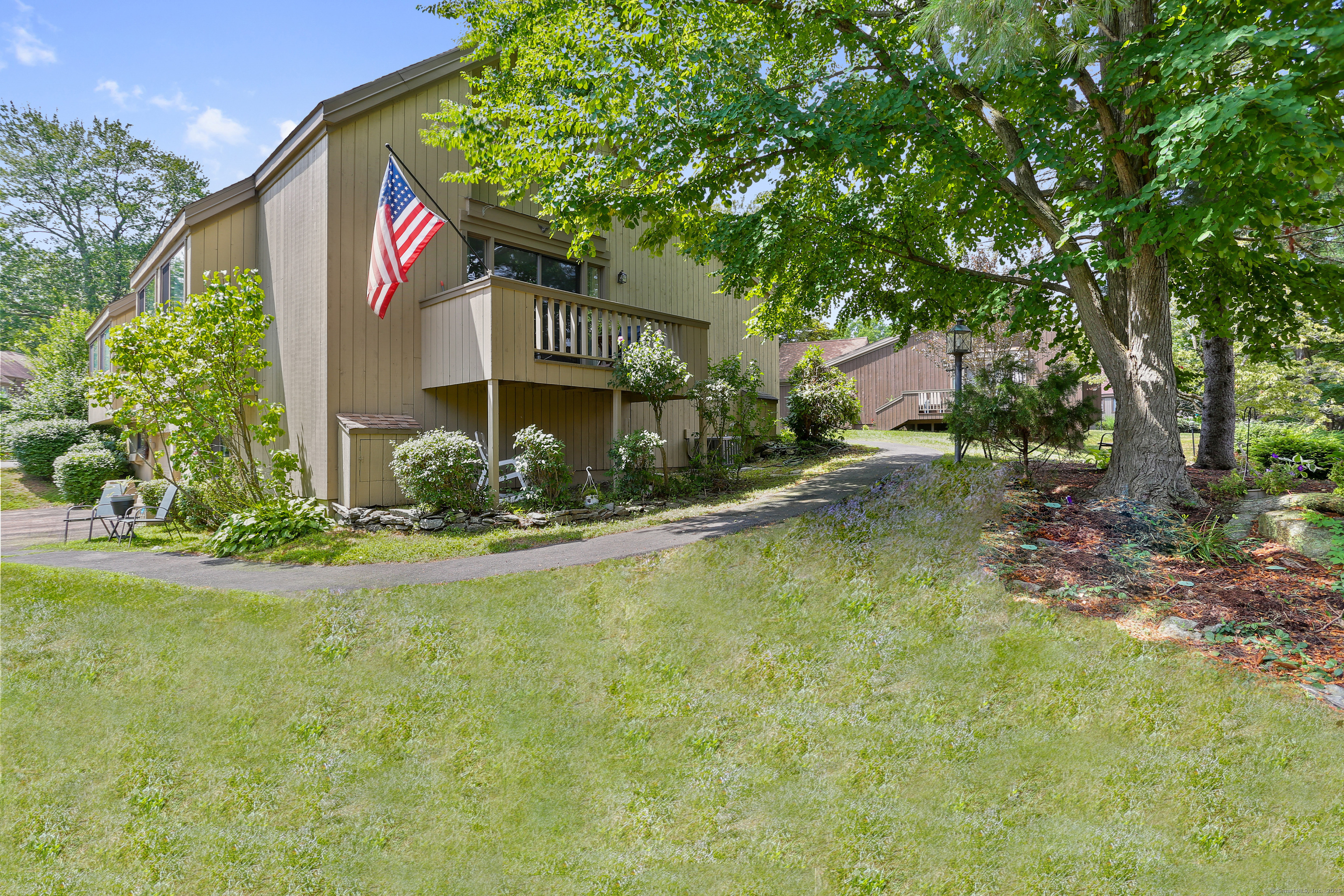 Property Photo:  288B Agawam Drive  CT 06614 