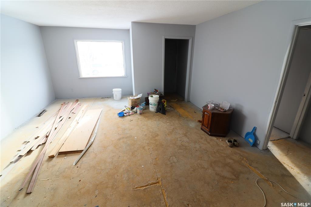 Property Photo: 341 X Avenue S SK S7M 3H5