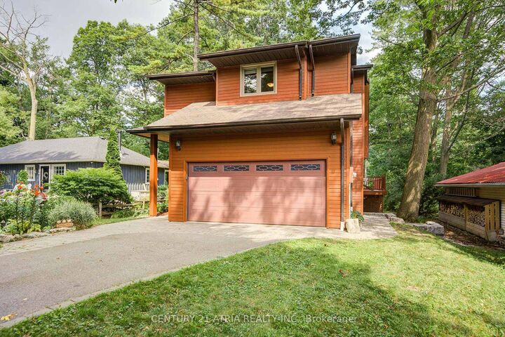 Photo de la propriété:  2671 Thickson Road S  ON L1N 6J3 