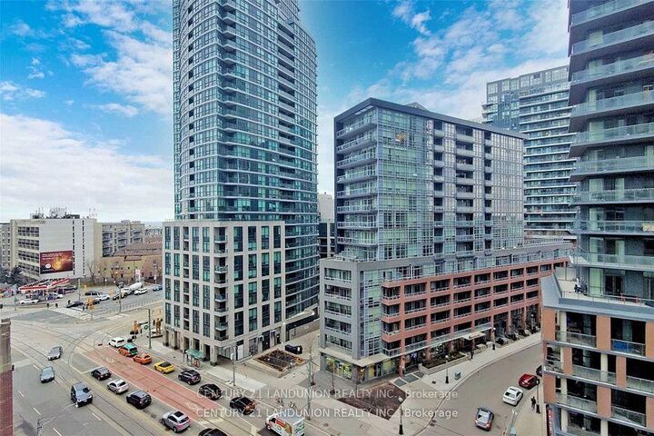 19 Bathurst Street 902  Toronto ON M5V 0N2 photo