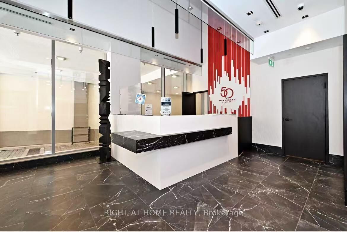 Property Photo: 50 Wellesley Street E 305 ON M4Y 0C8