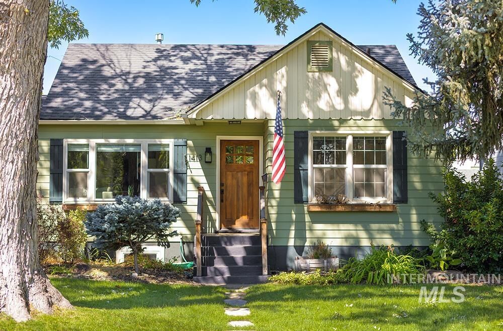 Property Photo: 1413 S Leadville Ave ID 83706