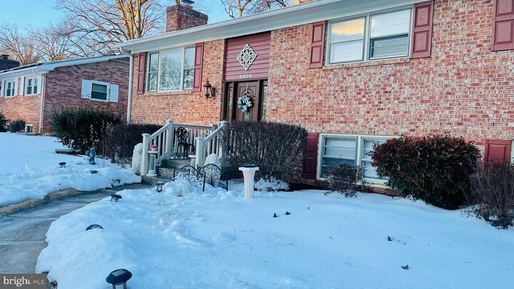 Property Photo:  6809 Glenwood Court  MD 20769 