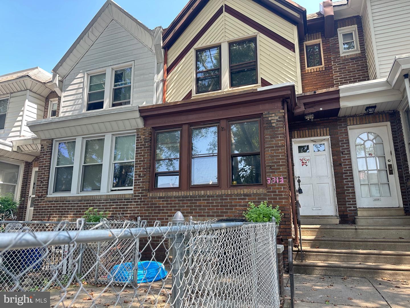 3313 Saint Vincent Street  Philadelphia PA 19149 photo