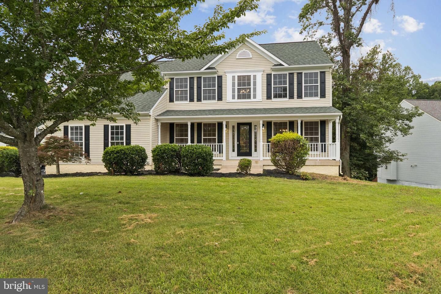 Property Photo: 4101 Mossy Bank Lane VA 22408