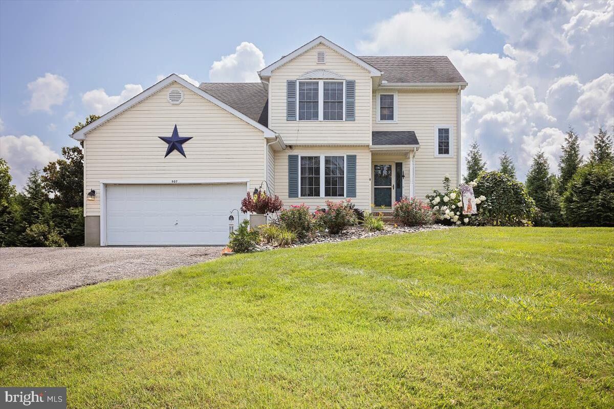 Property Photo: 907 N Meadowview Drive MD 21620