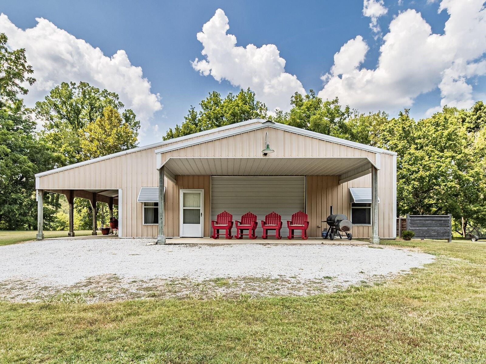 Property Photo: 2617 Shipps Drive AR 72658
