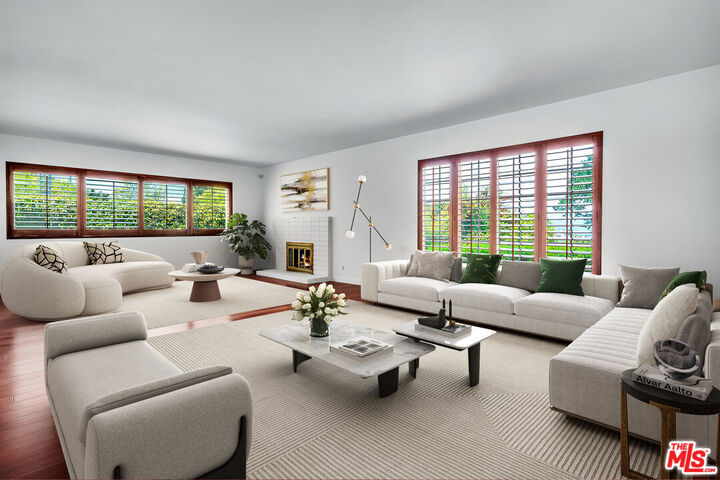 Property Photo:  2925 Dona Susana Dr  CA 91604 