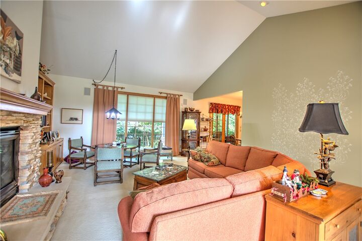 Property Photo: 530 N Country Club Meadow IL 62521