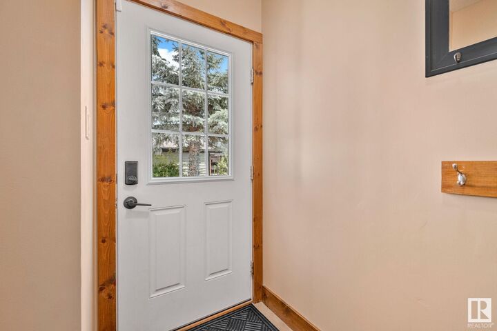 Property Photo: 2402 Graybriar Gr AB T7Z 0G1