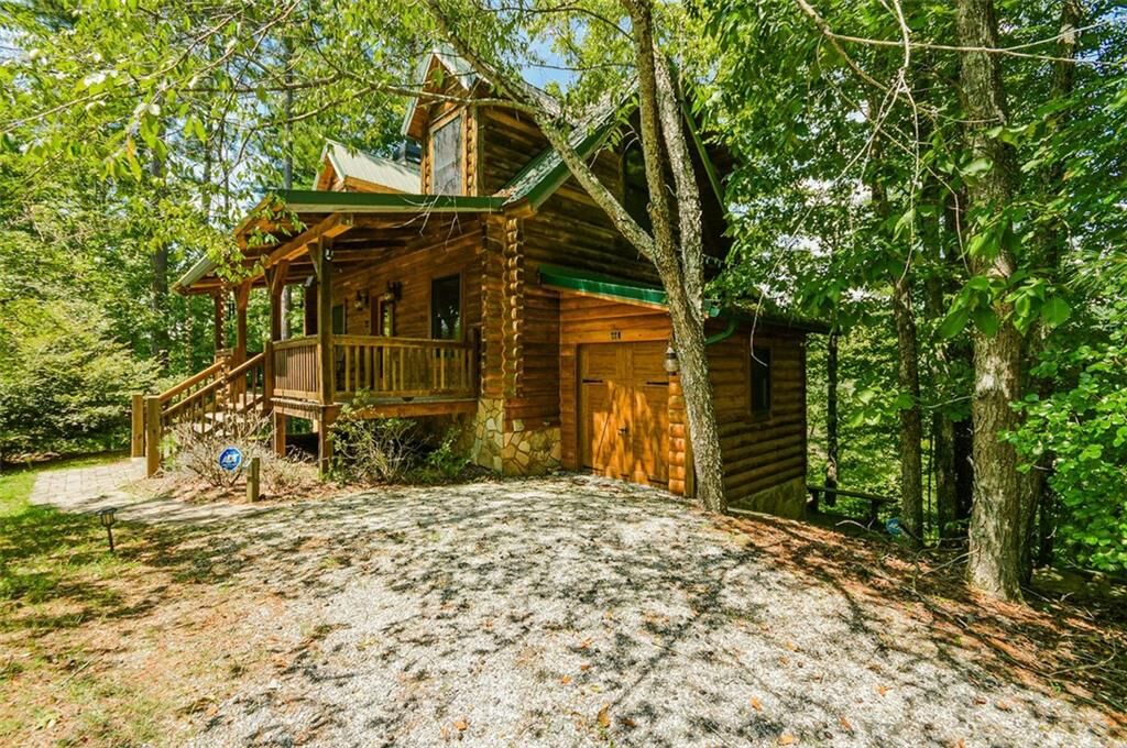 Property Photo:  250 Meadow Lane  GA 30175 