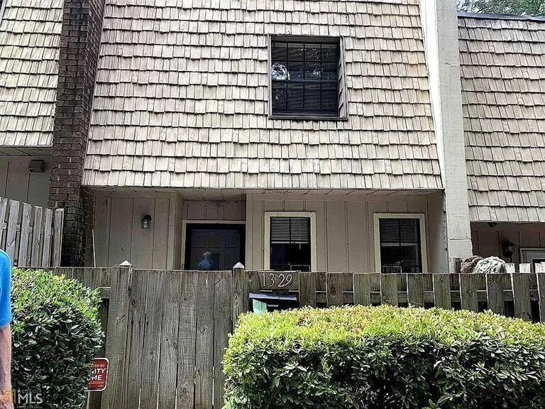 Property Photo:  1329 Woodstone Trace  GA 30260 