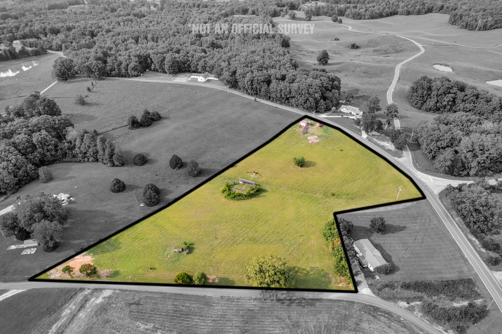Property Photo: 622 Bone Cave Road TN 38581