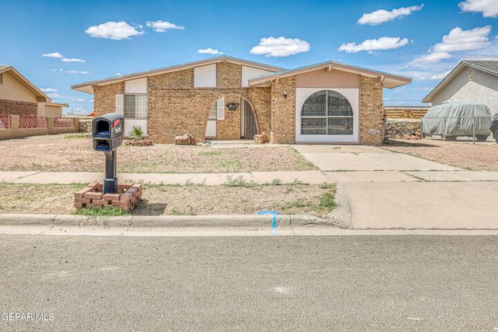 8520 Paddlefoot Lane  El Paso TX 79907 photo