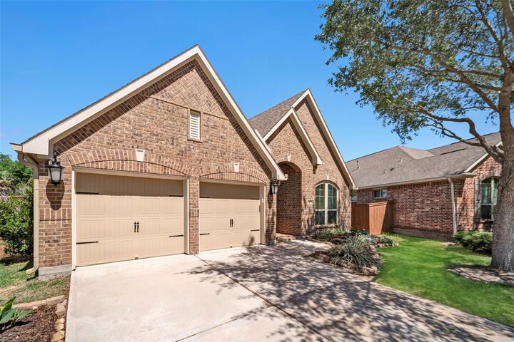Property Photo: 17638 Cleeves Drive TX 77407
