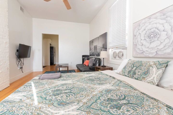 Property Photo: 457 Wayne St 2R NJ 07304