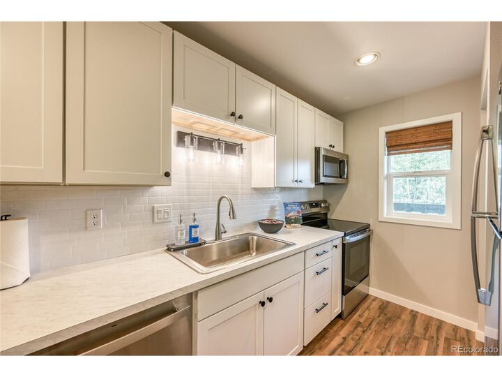 Property Photo:  400 W Main St 103  CO 80443 