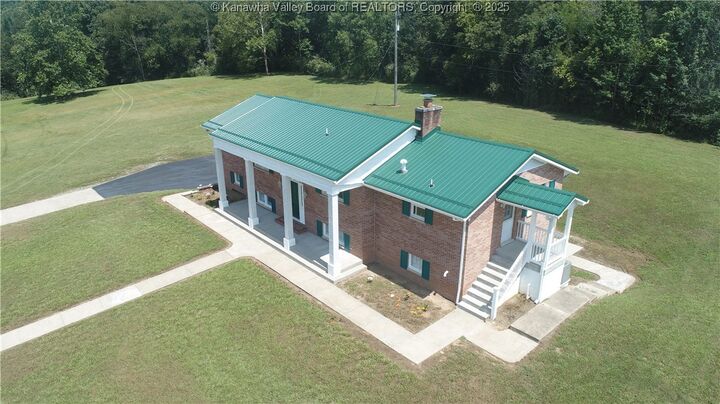 Property Photo:  3 Lou'S Drive  WV 25071 