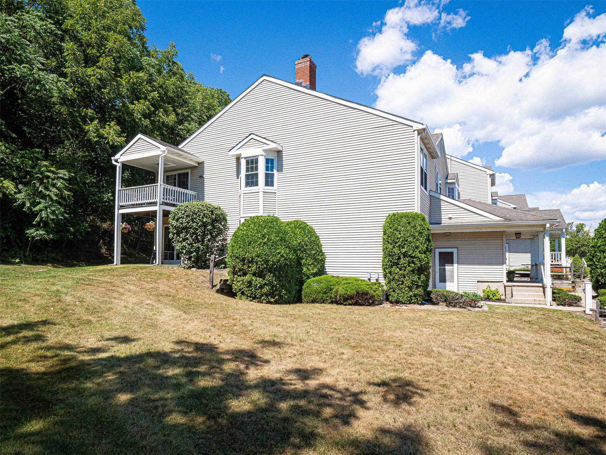 Property Photo:  1 The Knolls  NY 10990 