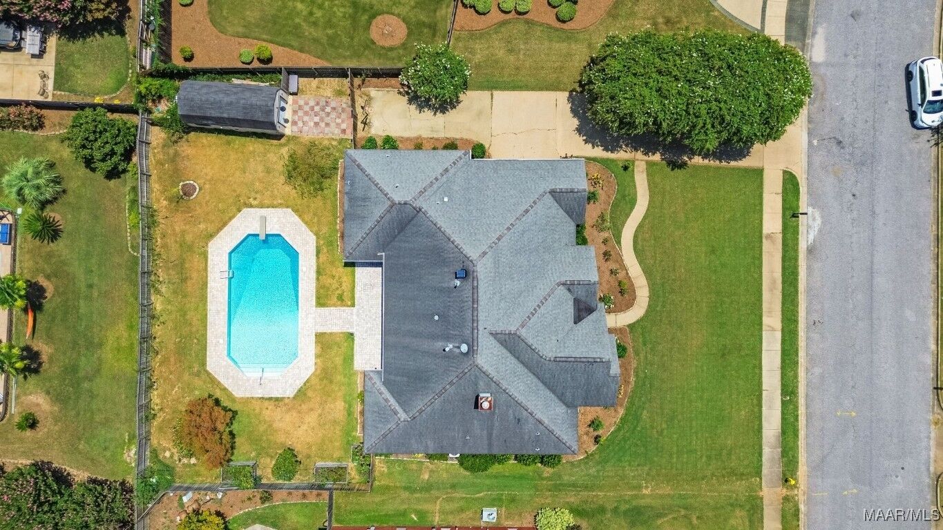 Property Photo: 625 Pimblico Road AL 36109
