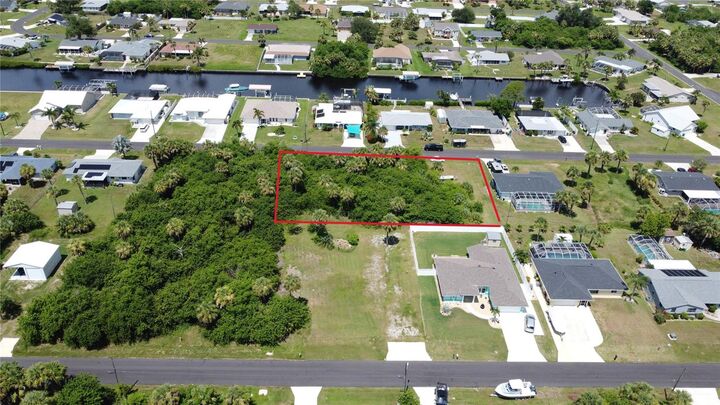 Property Photo:  4501 Ewing Circle  FL 33948 