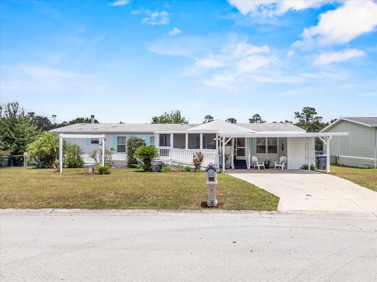 Property Photo: 483 Lindsey Drive FL 33809