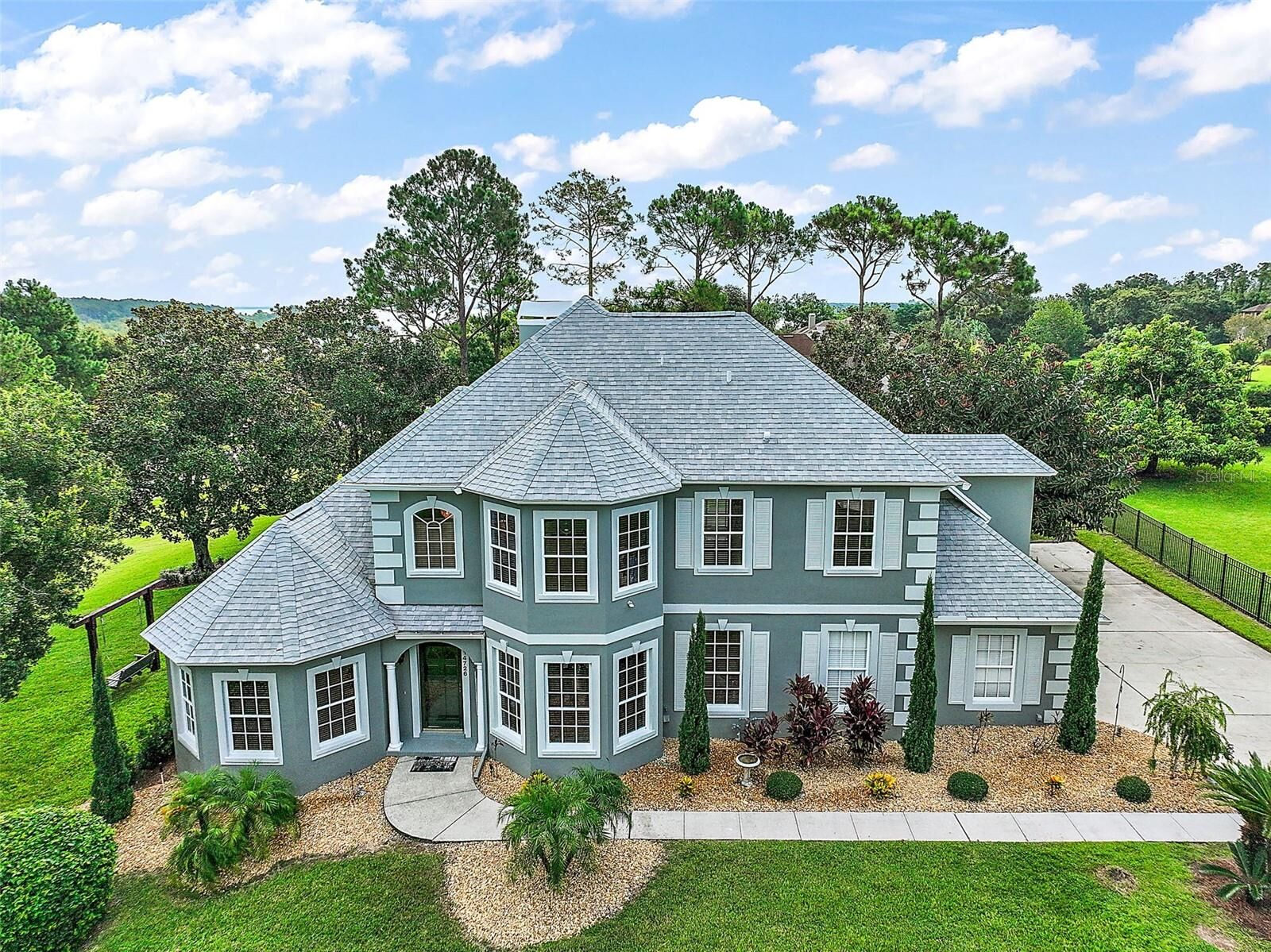 Property Photo: 14726 Gourd Neck Drive FL 34756