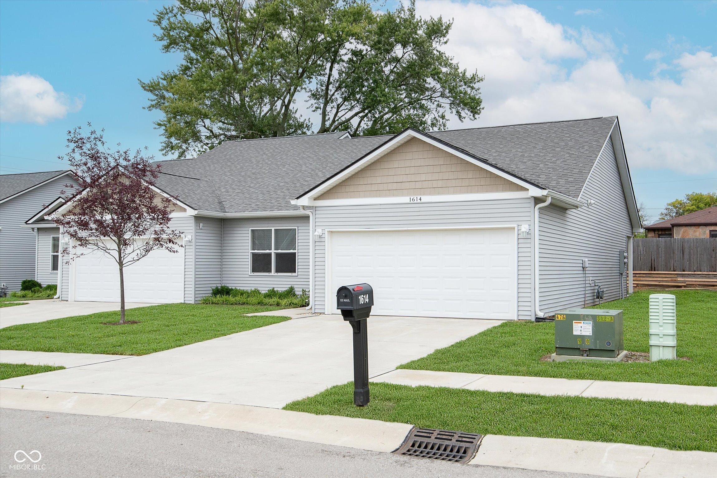 Property Photo:  1614 Capra Court  IN 46107 