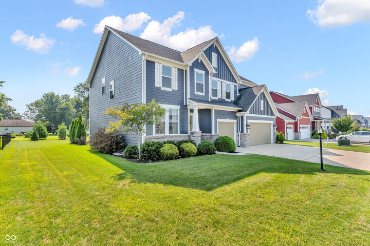Property Photo: 2387 Meadow Creek Drive IN 46123
