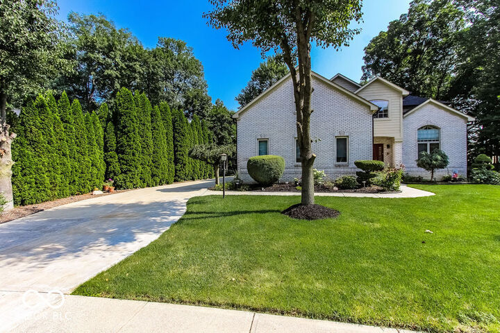 Property Photo: 7619 Oak Grove Drive IN 46259