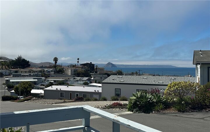 Property Photo:  1625 Cass Avenue 29  CA 93430 