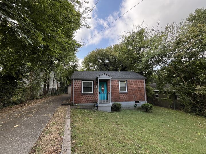 Property Photo:  874 W Sharpe Ave  TN 37206 