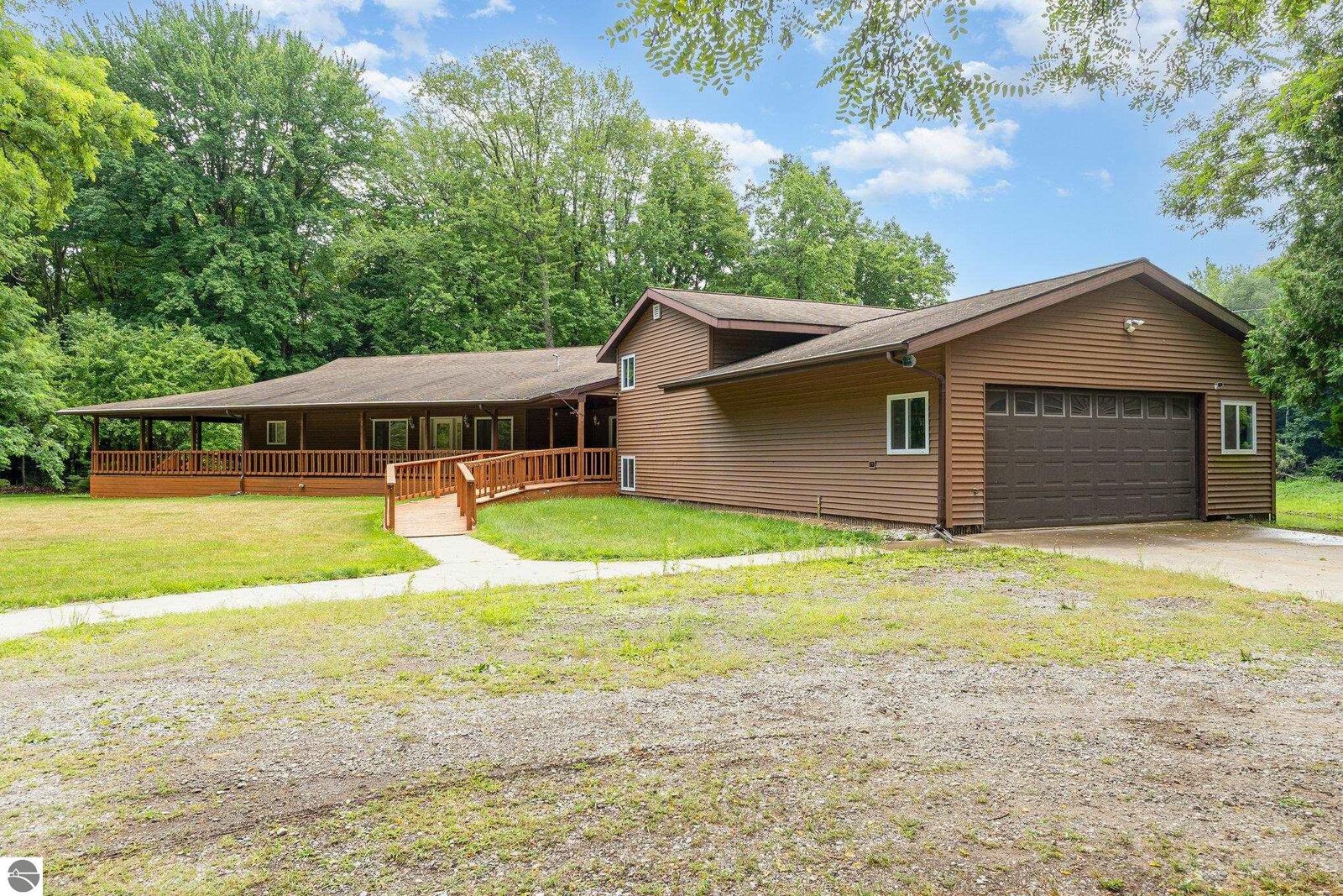 Property Photo:  5365 W Salt River Road  MI 48883 