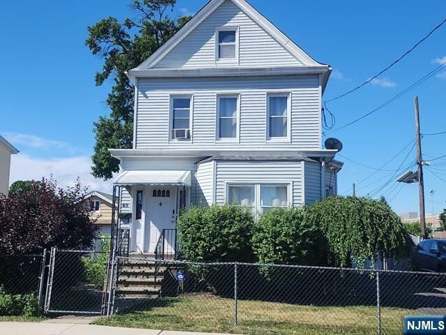 Property Photo:  40 Liberty Street  NJ 07644 