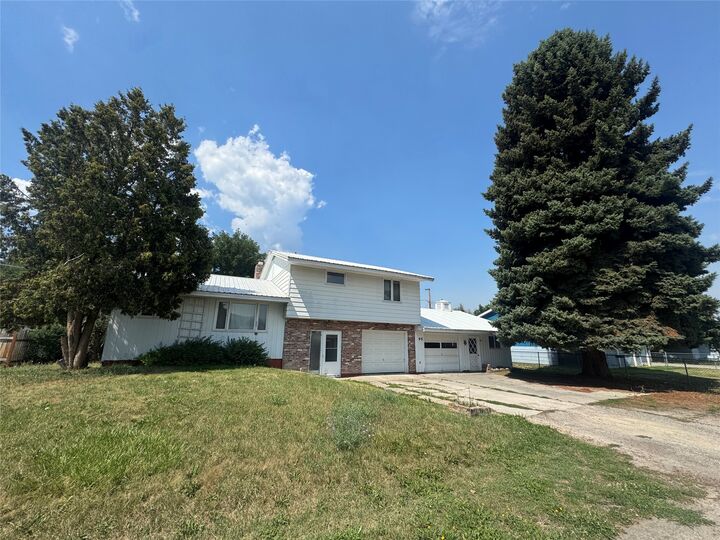 95 Hamann Avenue  Libby MT 59923 photo