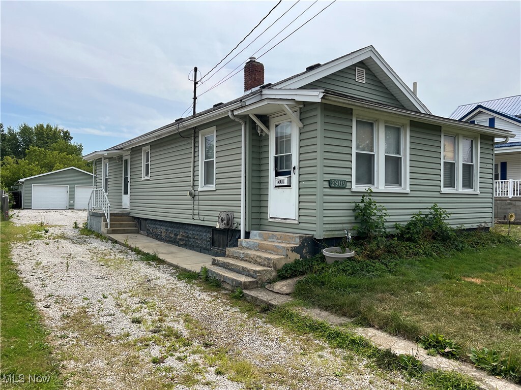 2909 Vestal Road  Youngstown OH 44509 photo