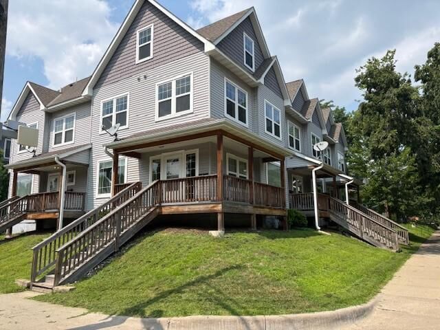 Property Photo:  600 W 32nd Street 3  MN 55408 
