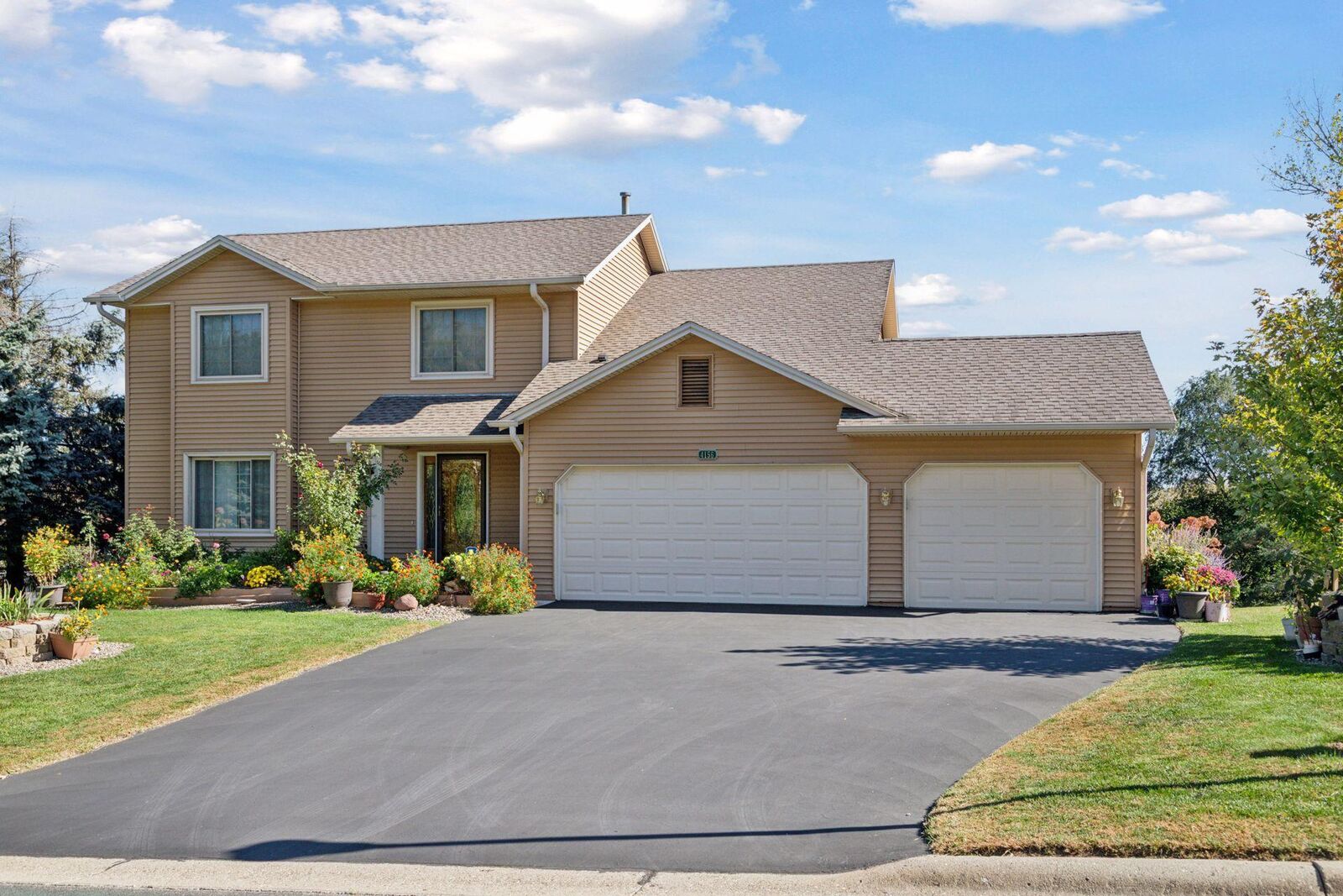 Property Photo: 4156 Hilltop Lane MN 55123
