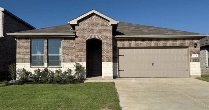 Property Photo:  312 Potato Street  TX 76059