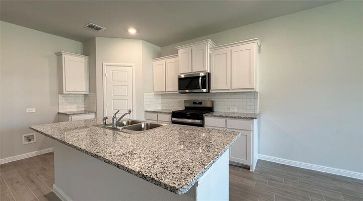 Property Photo: 316 Potato Street TX 76059