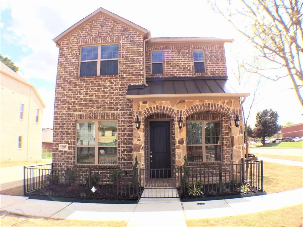 Property Photo:  2237 Zenith Avenue  TX 75028