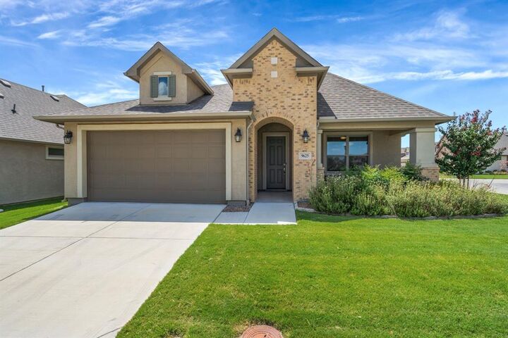 9625 Heartwood Drive  Denton TX 76207 photo