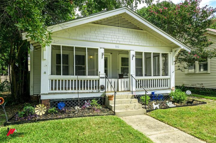 Property Photo:  842 Stephenson Street  LA 71104 