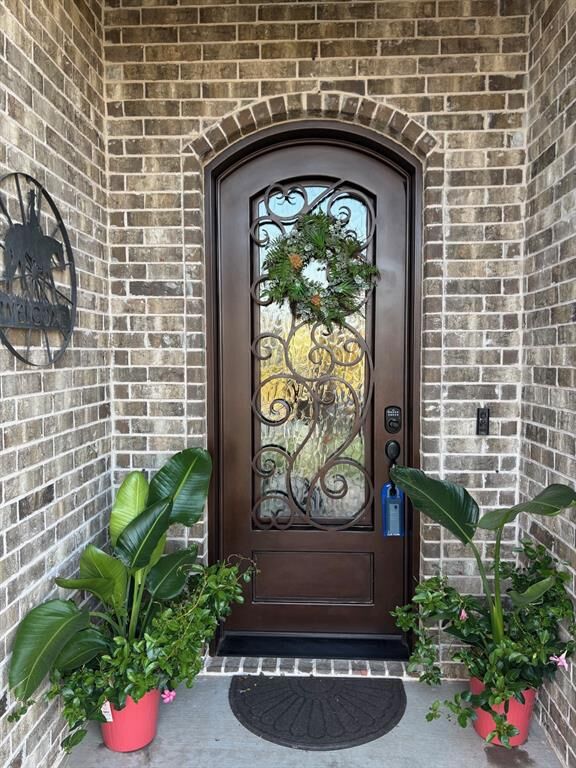 Property Photo: 3012 Reed Court TX 76048