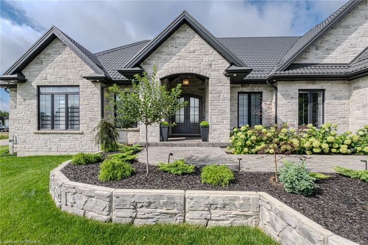 Property Photo: 18 Bannister Street ON N0E 1L0