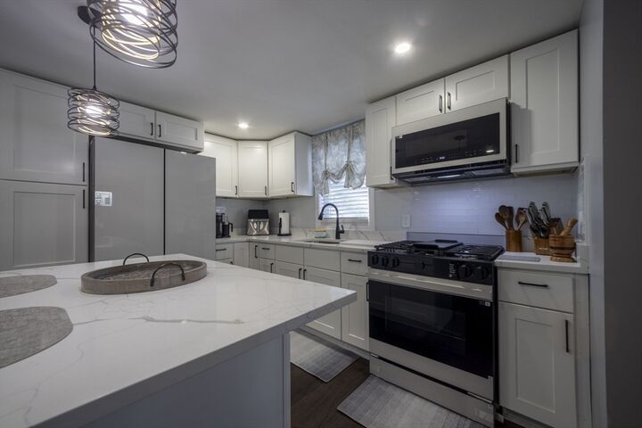 Property Photo:  90 Thornton Street  MA 01841 