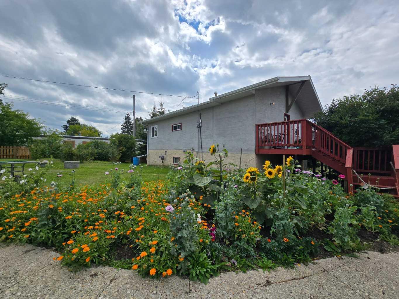 57115 Range Road 80 109 Main Street,  Rochfort Bridge AB T0E 1Y0 photo