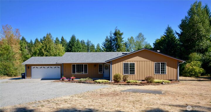 14638  Lawrence Lake Road SE  Yelm WA 98597 photo