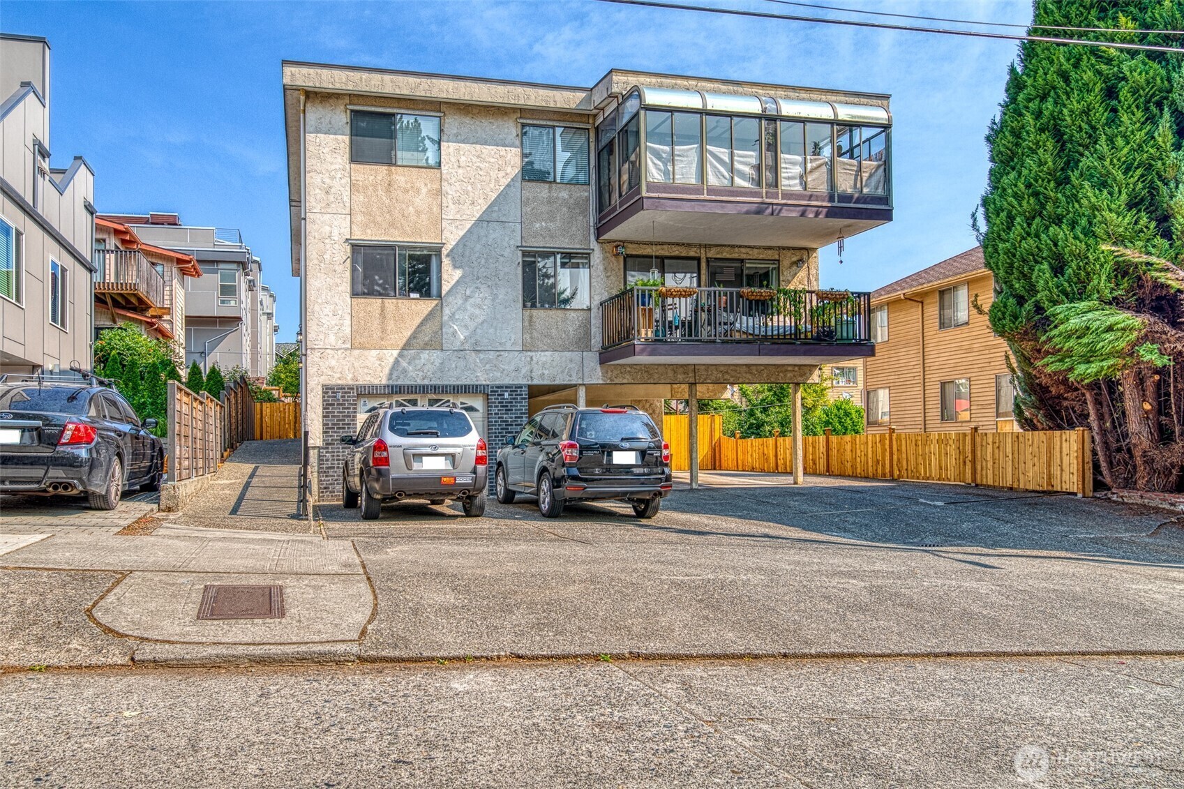 Property Photo:  1006 N 43rd Street 101  WA 98103 