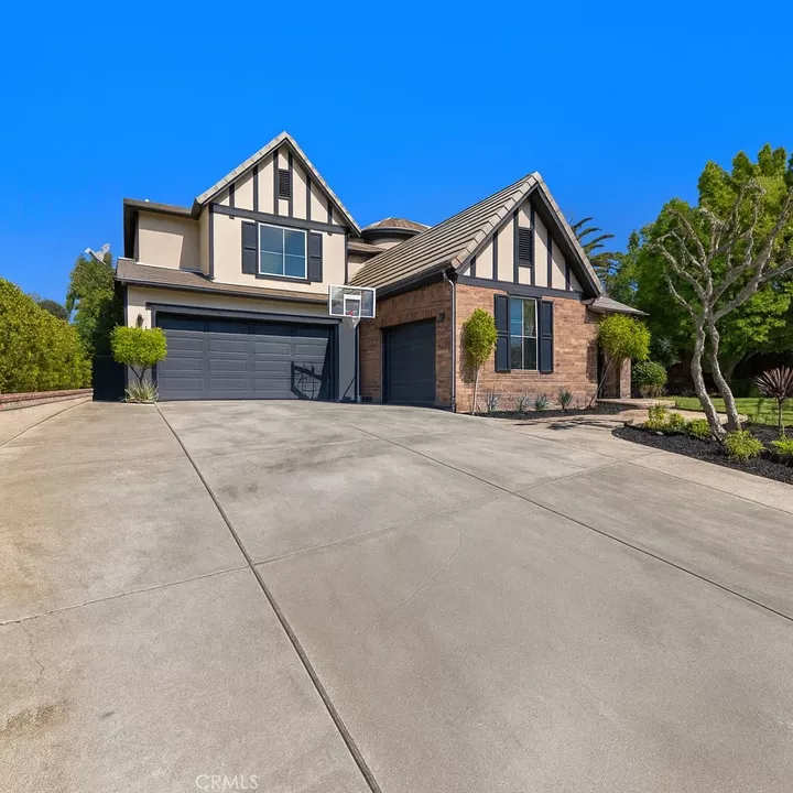 Property Photo: 27126 Coral Bells Way CA 92562